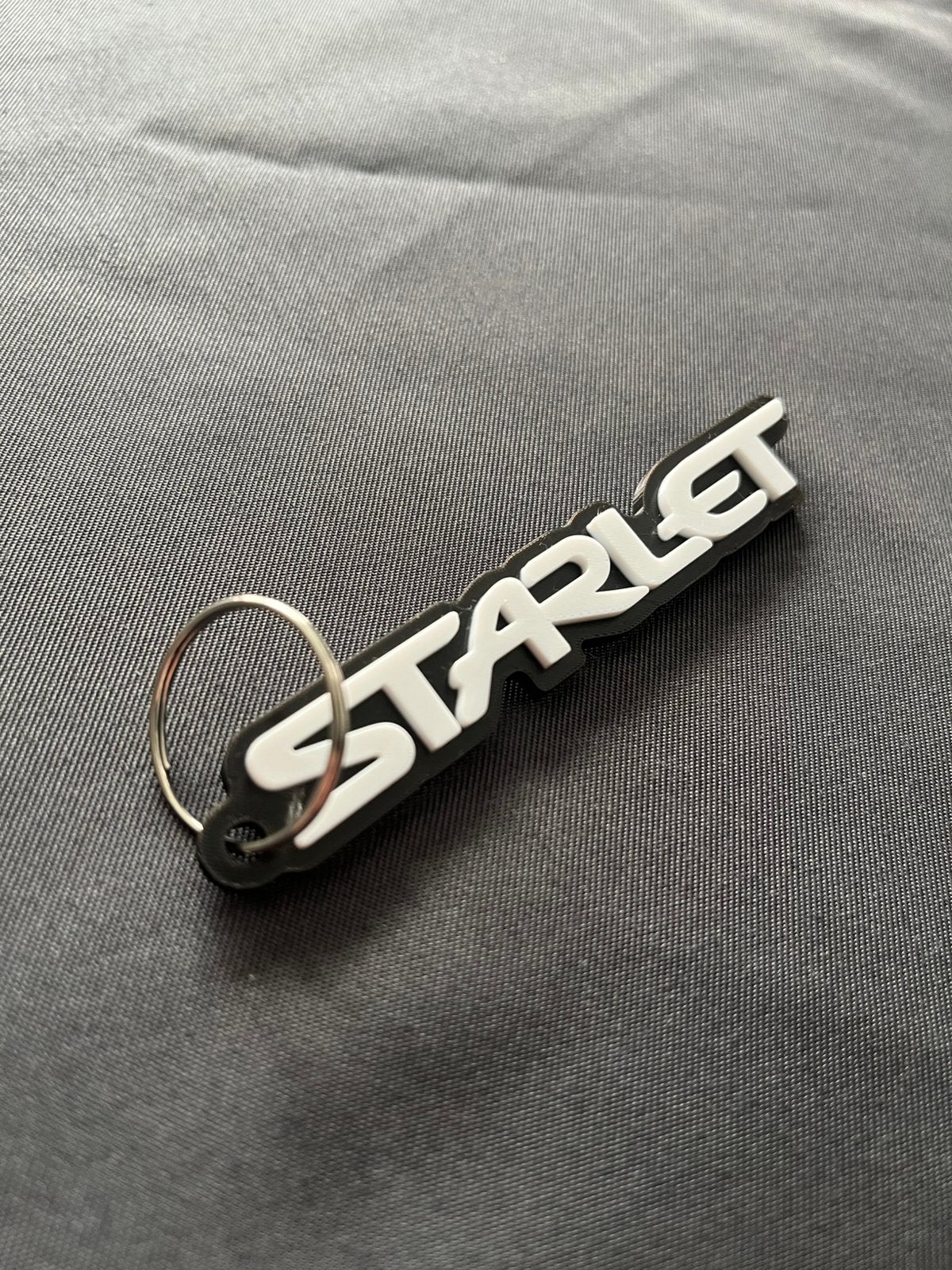 Nieuwe Toyota Starlet sleutelhanger (meerdere beschikbaar), Ophalen of Verzenden, Nieuw