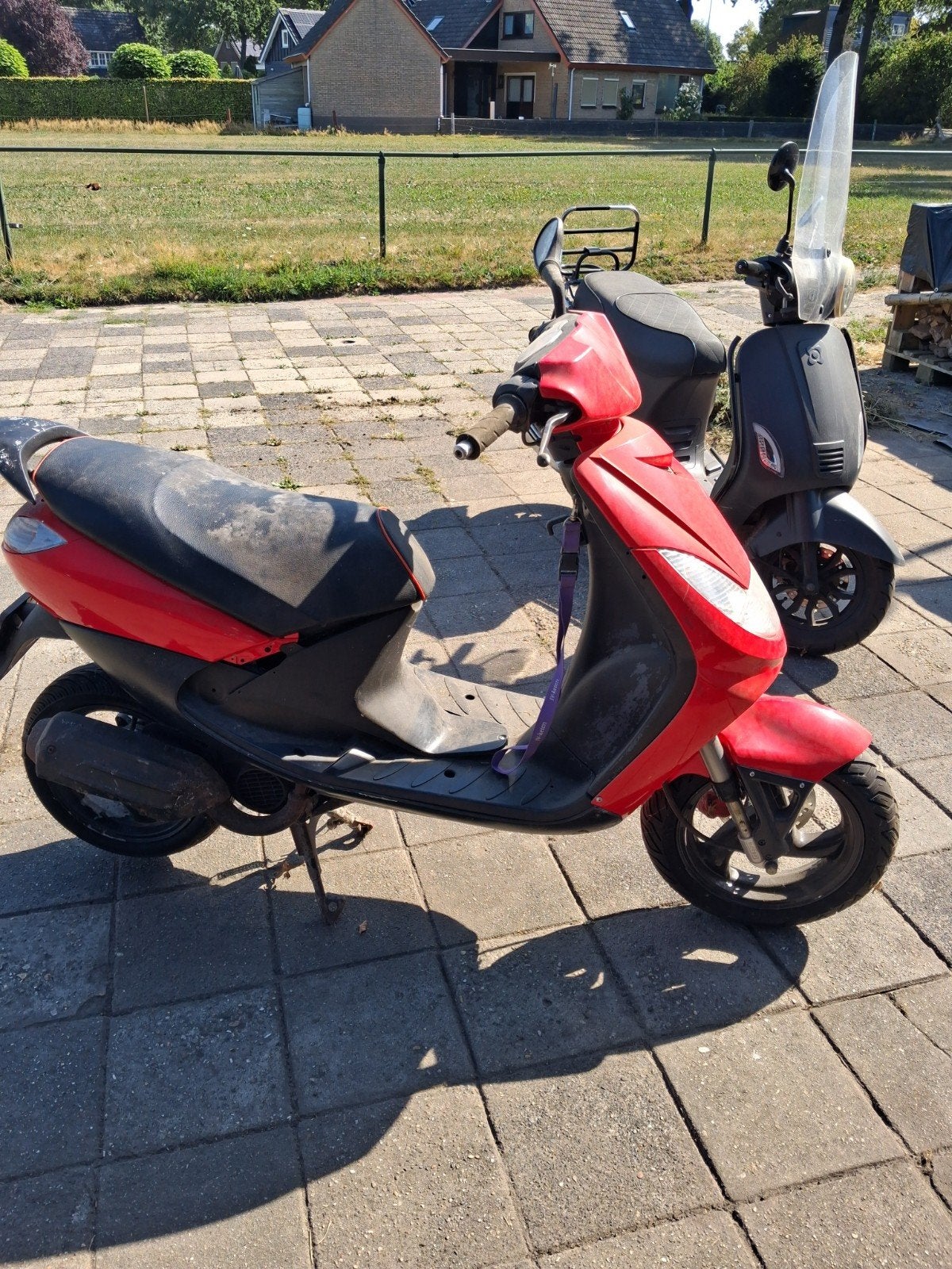 peugeot vivacity, Fietsen en Brommers, Gebruikt, Onbekend, Maximaal 45 km/u, Ophalen of Verzenden