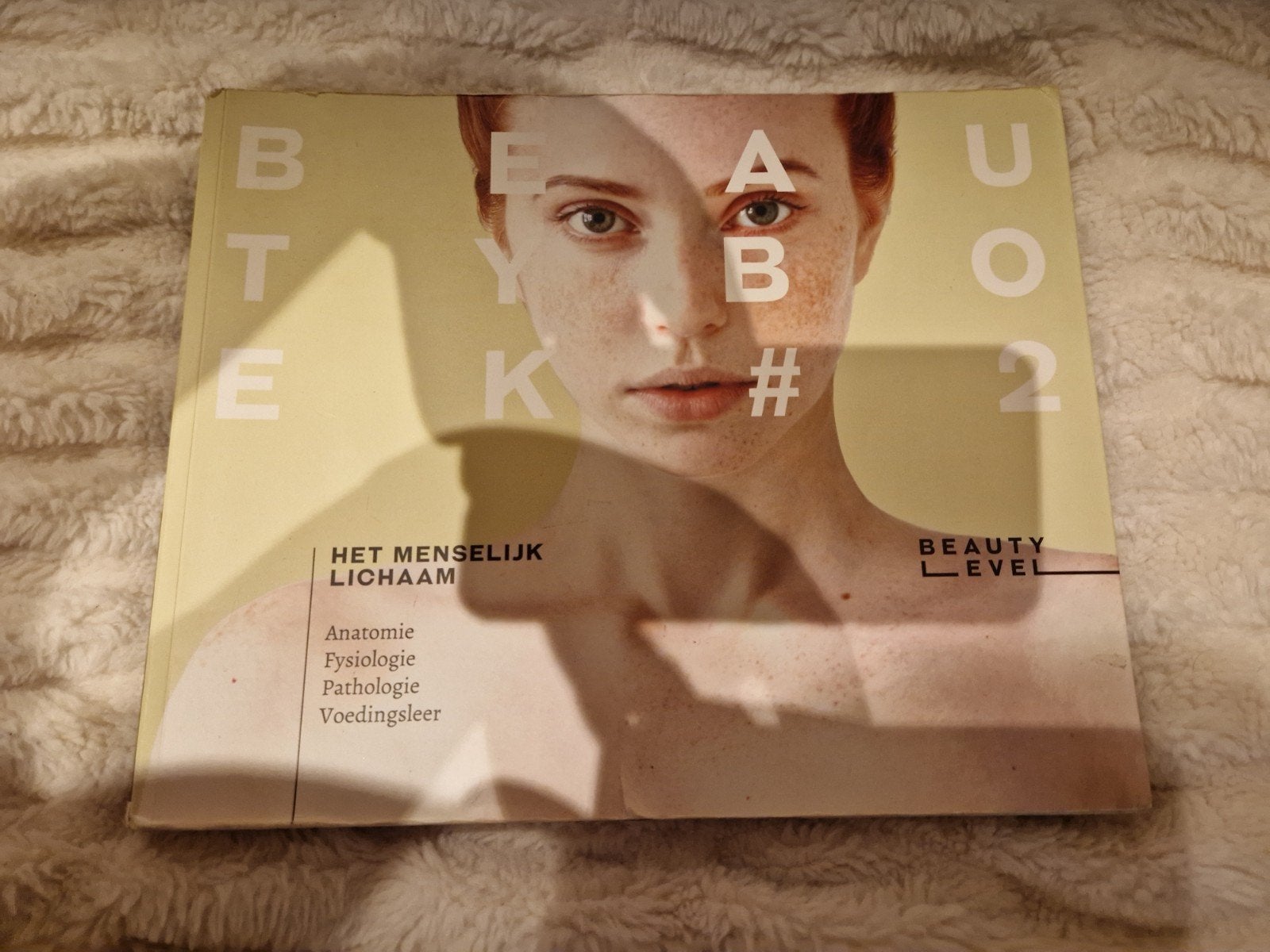 Beauty Level #2: Het Menselijk Lichaam, Onbekend, Ophalen of Verzenden, Zo goed als nieuw, MBO