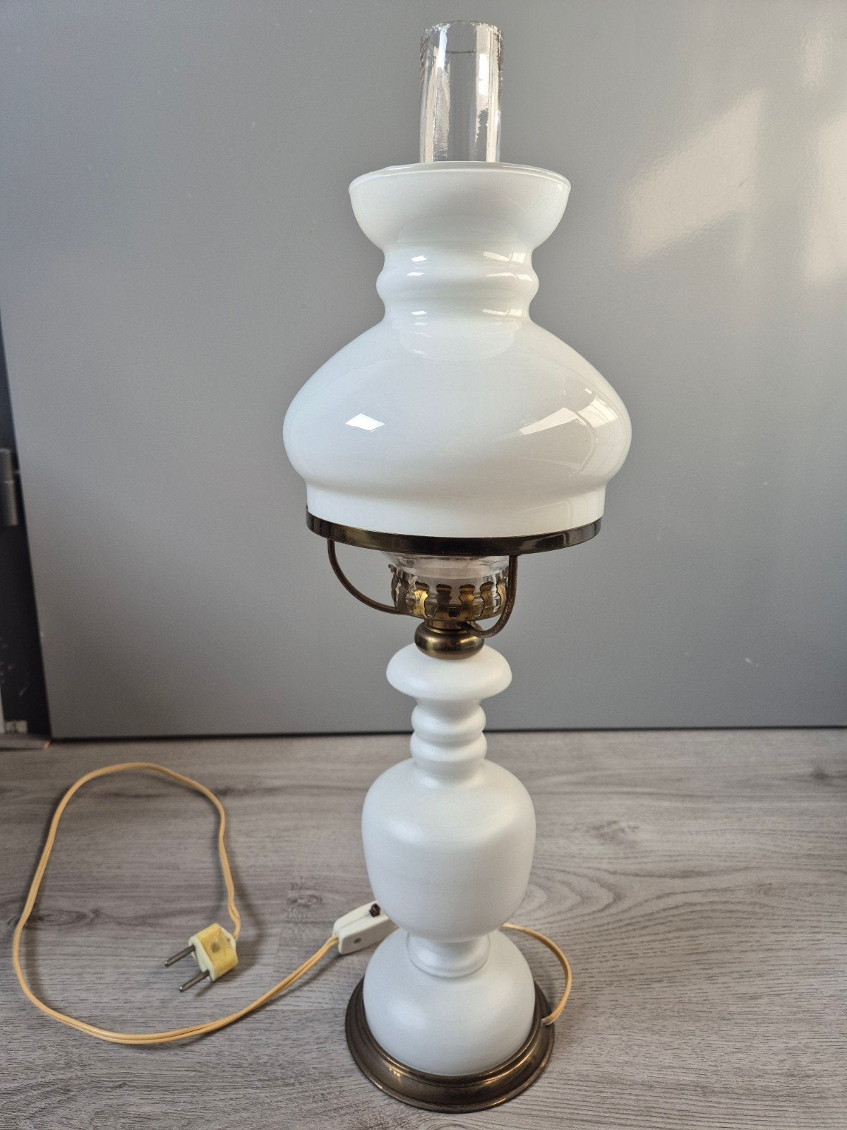 Vintage tafellamp in olielamp-stijl - elektrisch, Antiek en Kunst, Ophalen