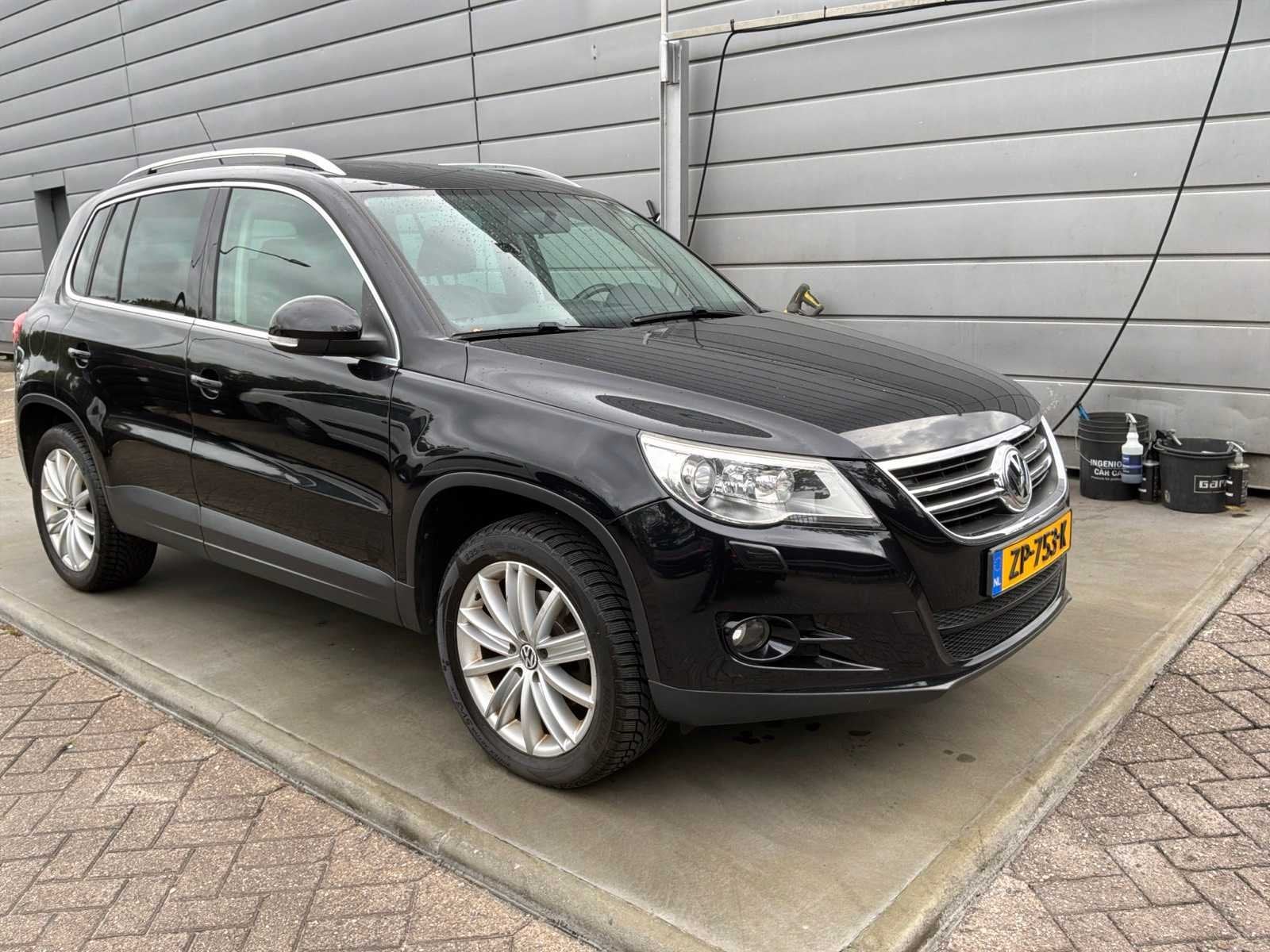 2009 Volkswagen Tiguan 2.0 TDI Tr.&Field 4M Personenauto, 15 km/l, Gebruikt, 1581 kg, Zwart