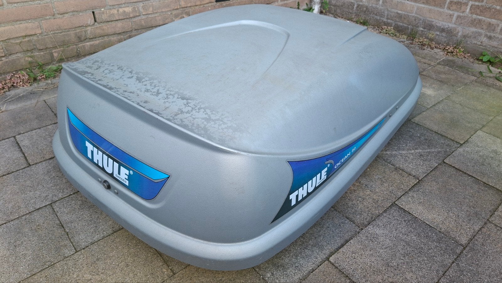 Thule dakkoffer met dakdragers (Suzuki Swift) en muurbeugels, Ophalen, Gebruikt