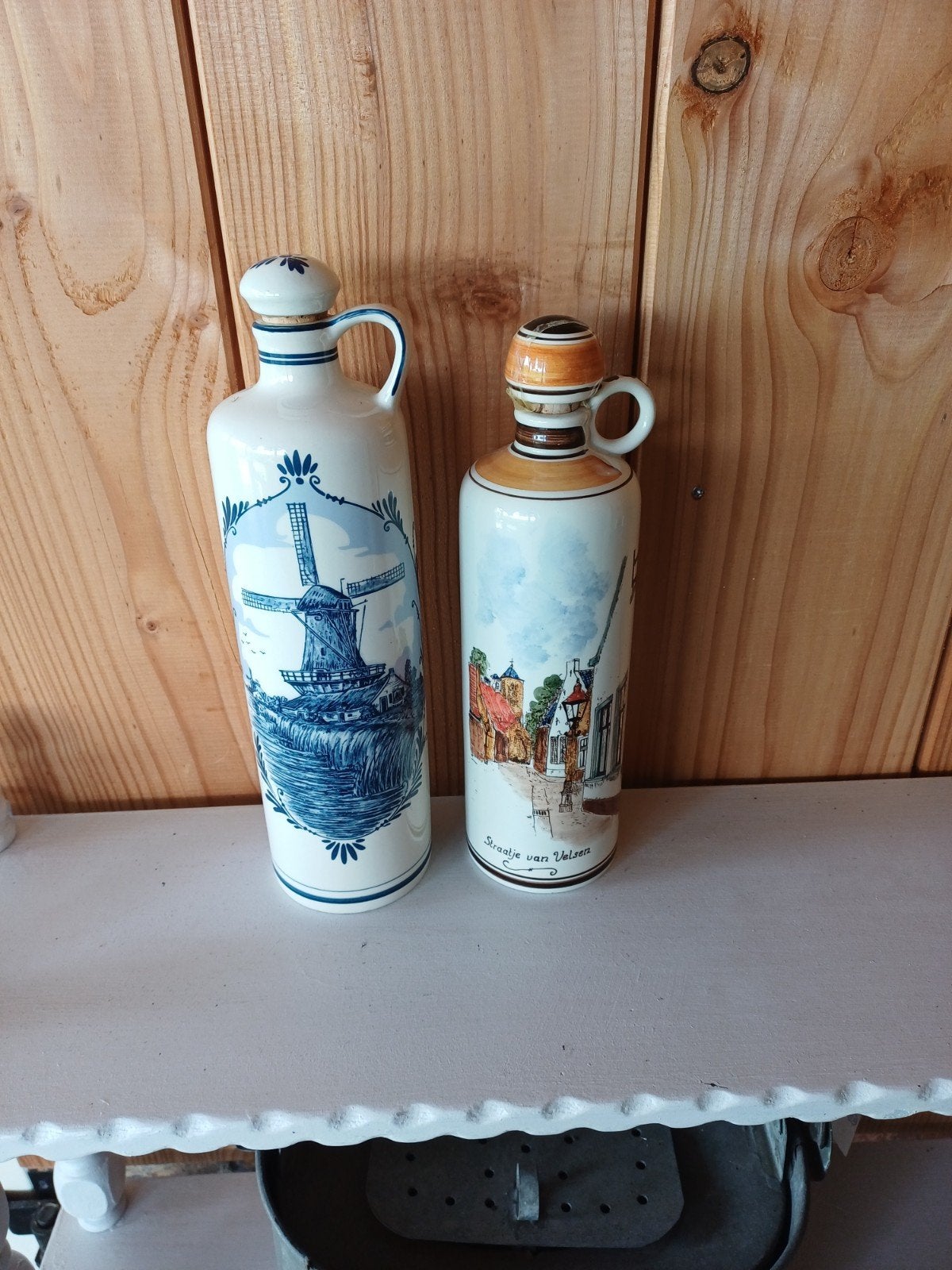 2  Stenen Jenever kruiken ..., Ophalen of Verzenden