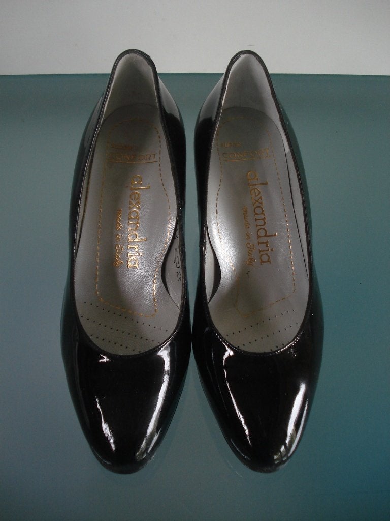 Alexandria lak pumps 35.5 zwart | Nieuw | Gratis verzenden, Alexandria, Pumps, Verzenden, Zwart