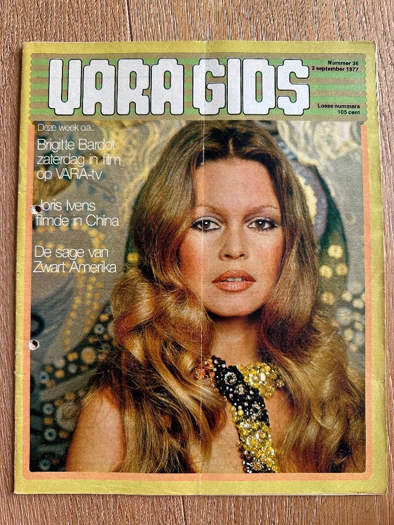 VARA Gids 3 sept 1977, Brigitte Bardot, Joris Ivens (China), Ophalen of Verzenden, Gelezen, Muziek, Film of Tv