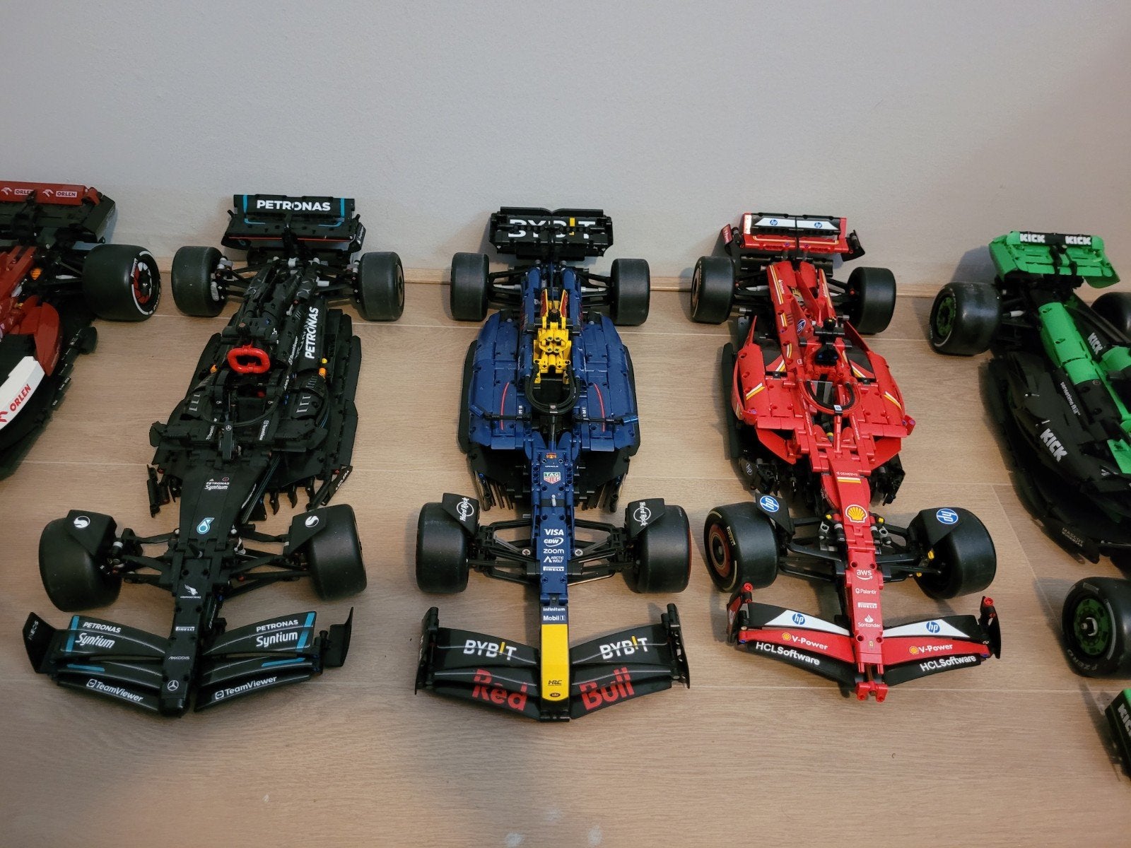 Lego F1 Auto's: Red Bull, Mercedes, Ferrari, Ophalen of Verzenden, Zo goed als nieuw, Overige merken