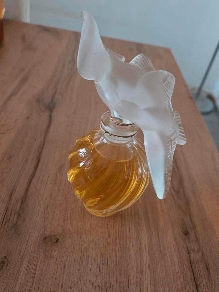 Vintage Parfumfles met Vogel, Ophalen of Verzenden, Parfumfles, Gevuld