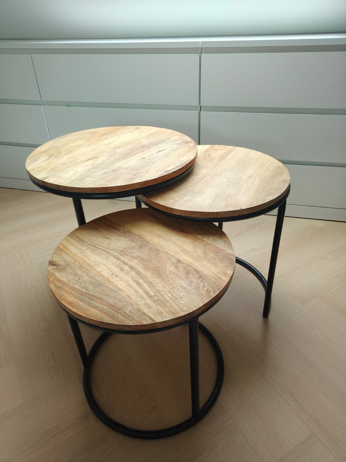Salontafel set van 3 - Mangohout, Minder dan 55 cm, Rond, Zo goed als nieuw, Ophalen