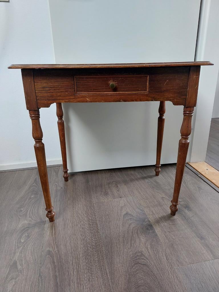 Antieke houten bijzettafel met lade, Antiek en Kunst, Ophalen