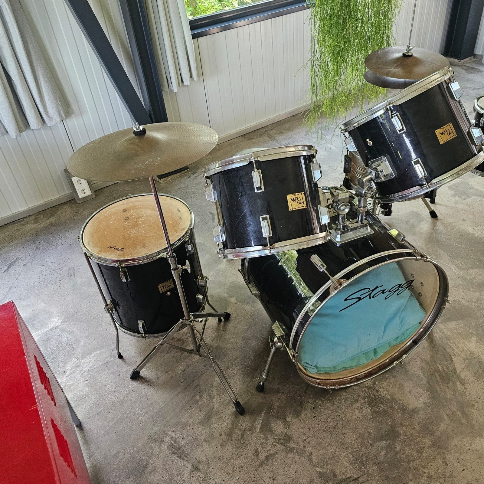 Stagg drumstel, compleet met bekkens en kruk, Ophalen, Gebruikt