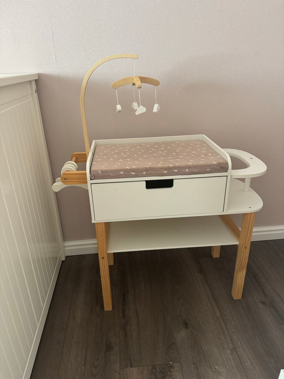 Houten poppen commode met accessoires, Ophalen of Verzenden, Gebruikt, Babypop