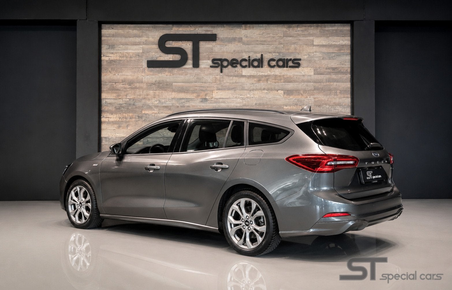 Ford Focus Wagon 1.0 EcoBoost ST Line|ACC|LED|Winter Pack, Auto's, Gebruikt, Met garantie (alle), 1283 kg, 3 cilinders