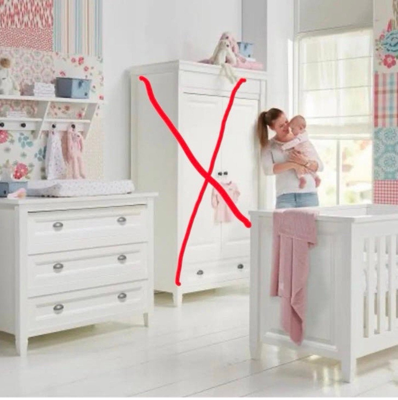 2-delige Babykamer TWF Marbella (Bed 70x140 + Commode), Ophalen, Gebruikt, Jongetje of Meisje