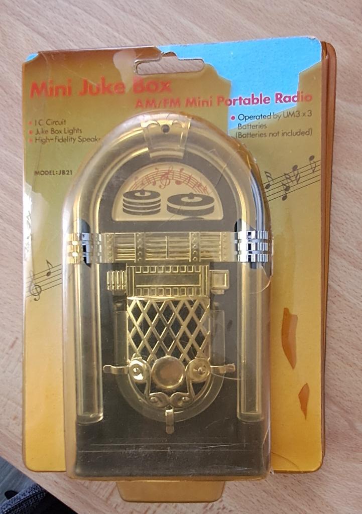 vintage Panashiba JB-21 AM/FM mini jukebox transistorradio., Miniatuur, FM, Nieuw, Ophalen of Verzenden