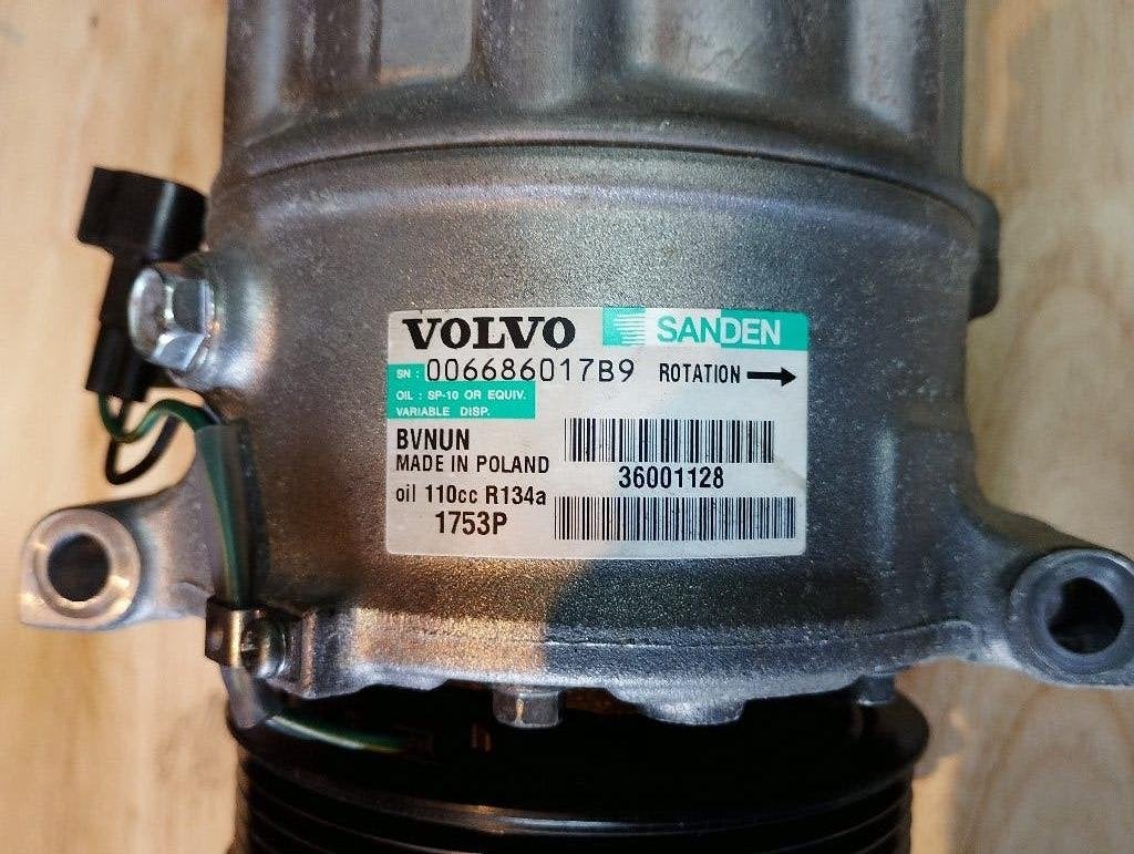 Volvo V40 aircopomp, Ophalen of Verzenden, Gebruikt, Volvo