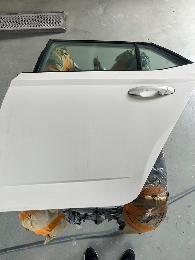 Skoda fabia 2016 links/rechts deuren (met bekleding), Auto-onderdelen, Ophalen, Links, Skoda, Deur