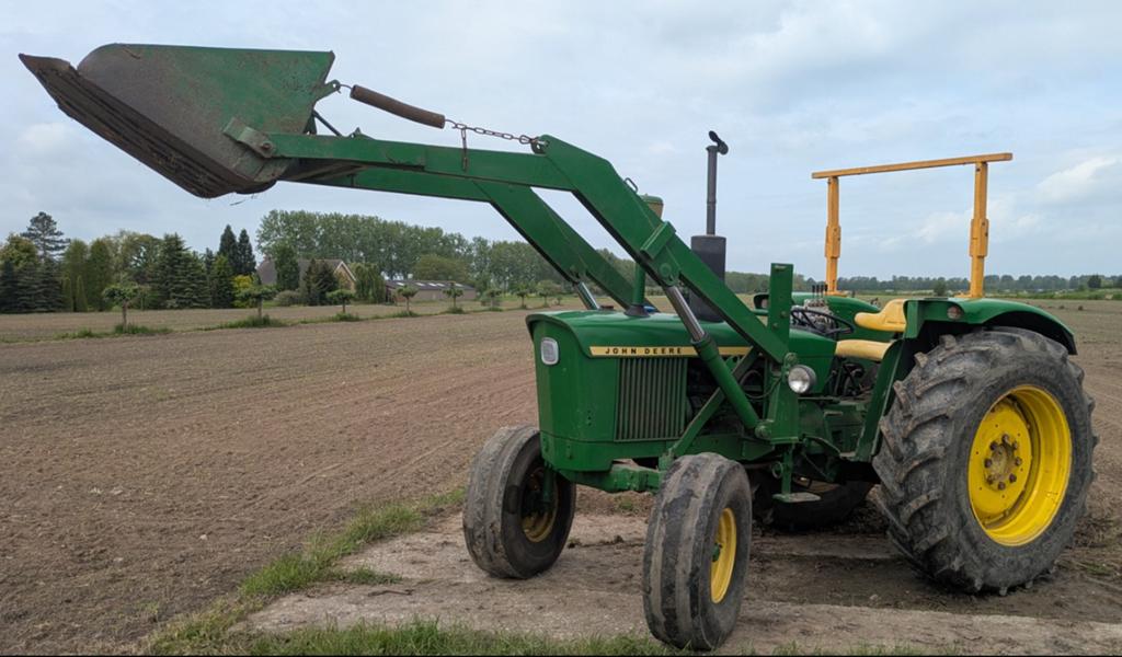 Tekoop stoere John Deere 2120 met voorlader., Zakelijke goederen, Agrarisch | Tractoren, Ophalen, Gebruikt, Tot 80 Pk, John Deere