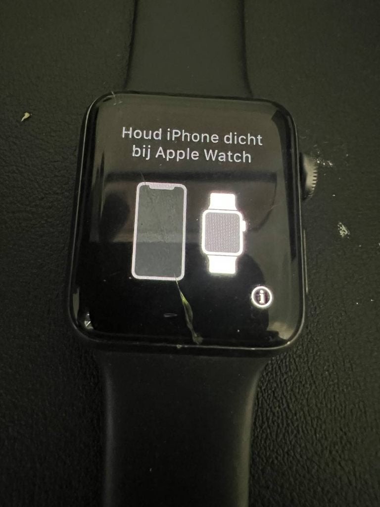 Apple Watch Series 3 38mm – Works – Screen Scratch, Gebruikt, Apple Watch ⌚️, Zwart, IOS