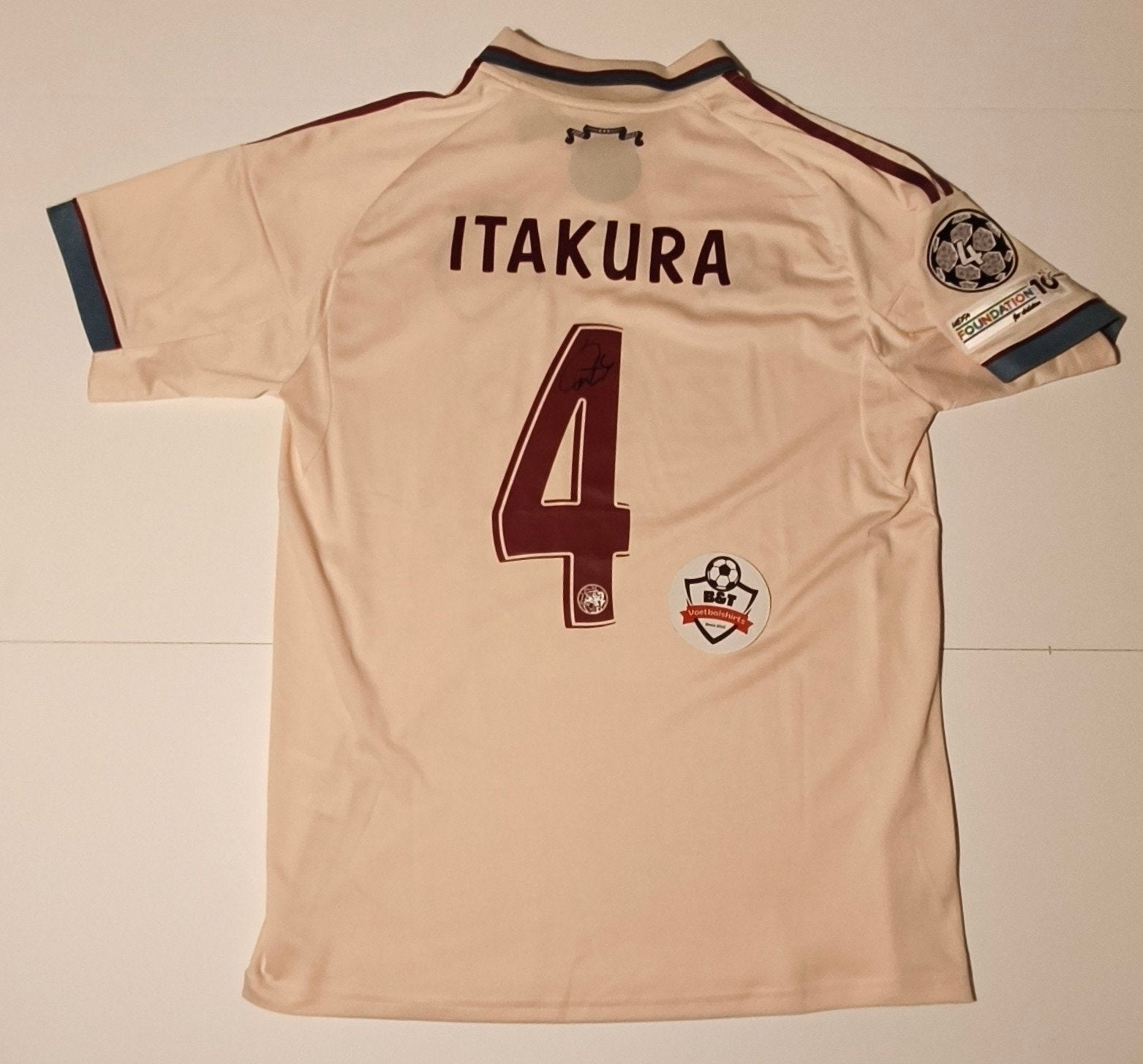 Gesigneerd Ajax uitshirt 2022-2023 - Itakura #4, Verzamelen, Shirt, Verzenden, ., Zo goed als nieuw