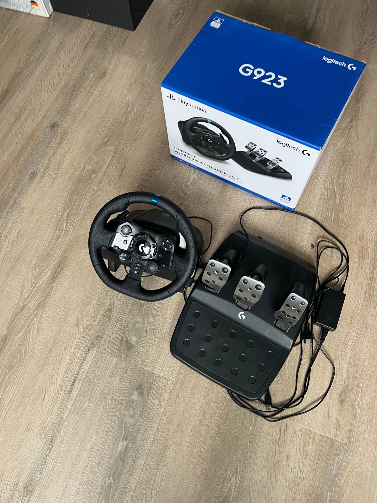 Logitech G923 Racestuur met pedalen - Zo goed als nieuw, Ophalen, Racestuur, Force feedback, PlayStation