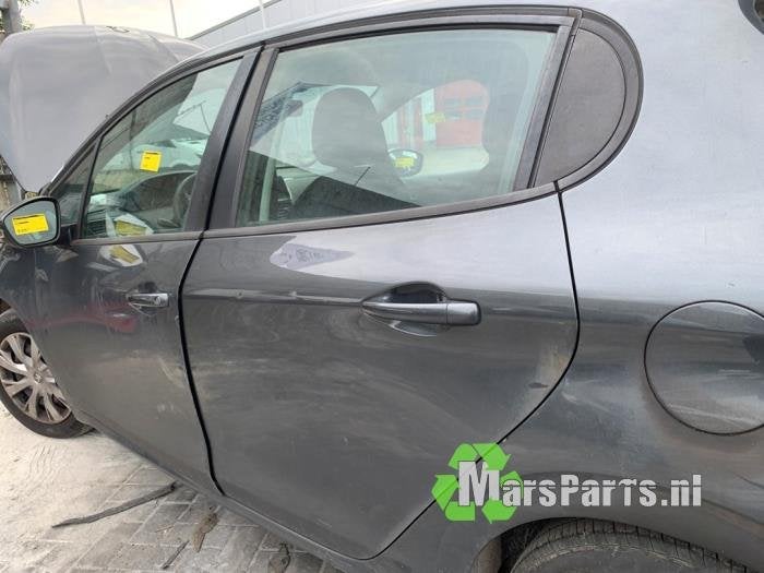 Portier 4Deurs links-achter van een Peugeot 208 (KTP), Gebruikt, -, Deur, -