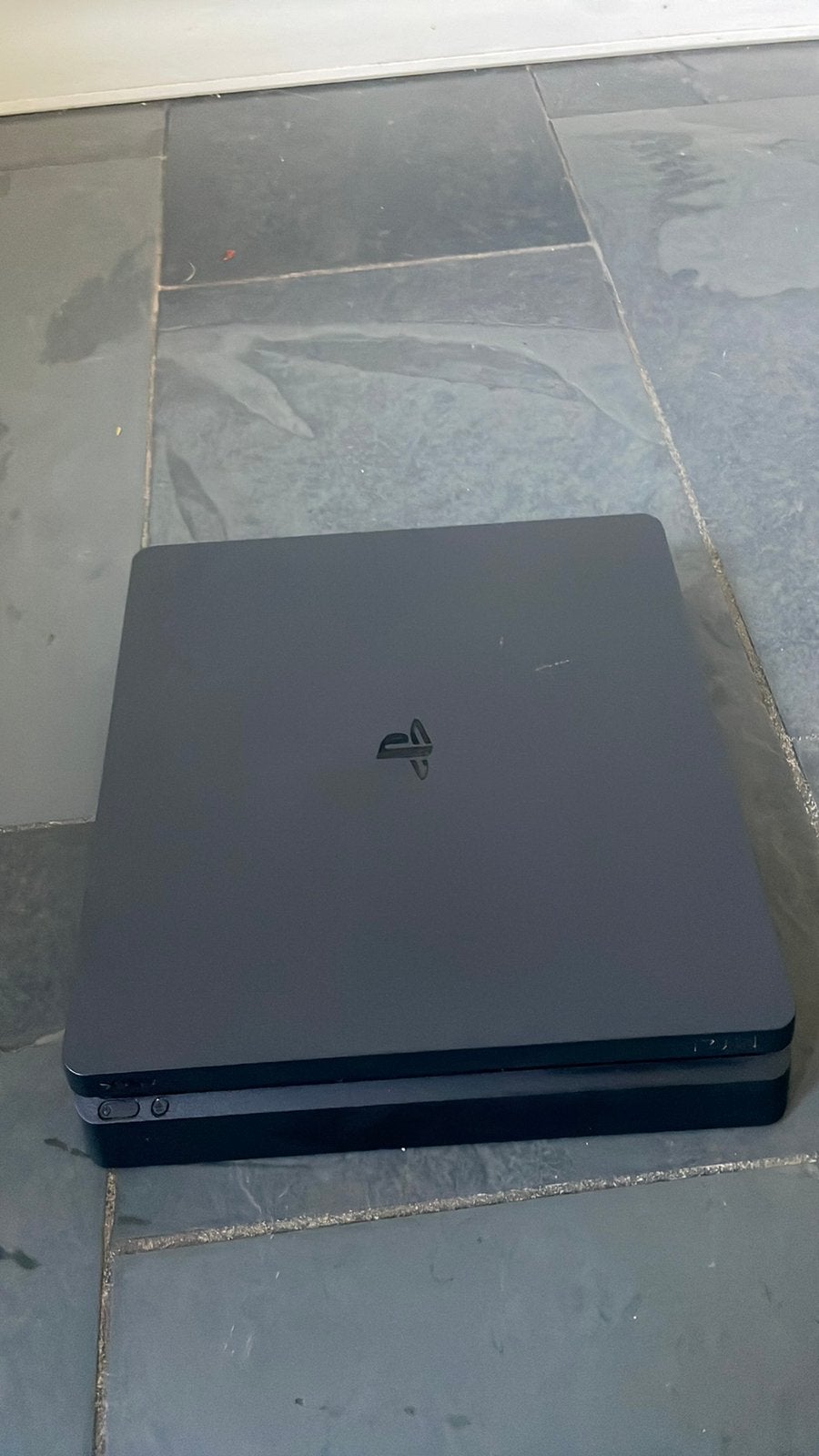 Playstation 4, Ophalen of Verzenden, Zo goed als nieuw, Met 1 controller, Slim