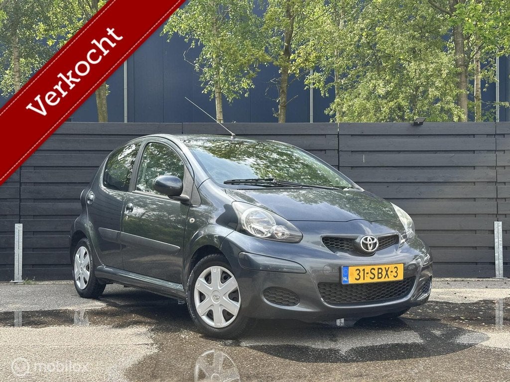 Toyota Aygo 1.0 | 2011 | Airco | Elek. ramen | 90dkm |, Voorwielaandrijving, Euro 5, 4 stoelen, 68 pk