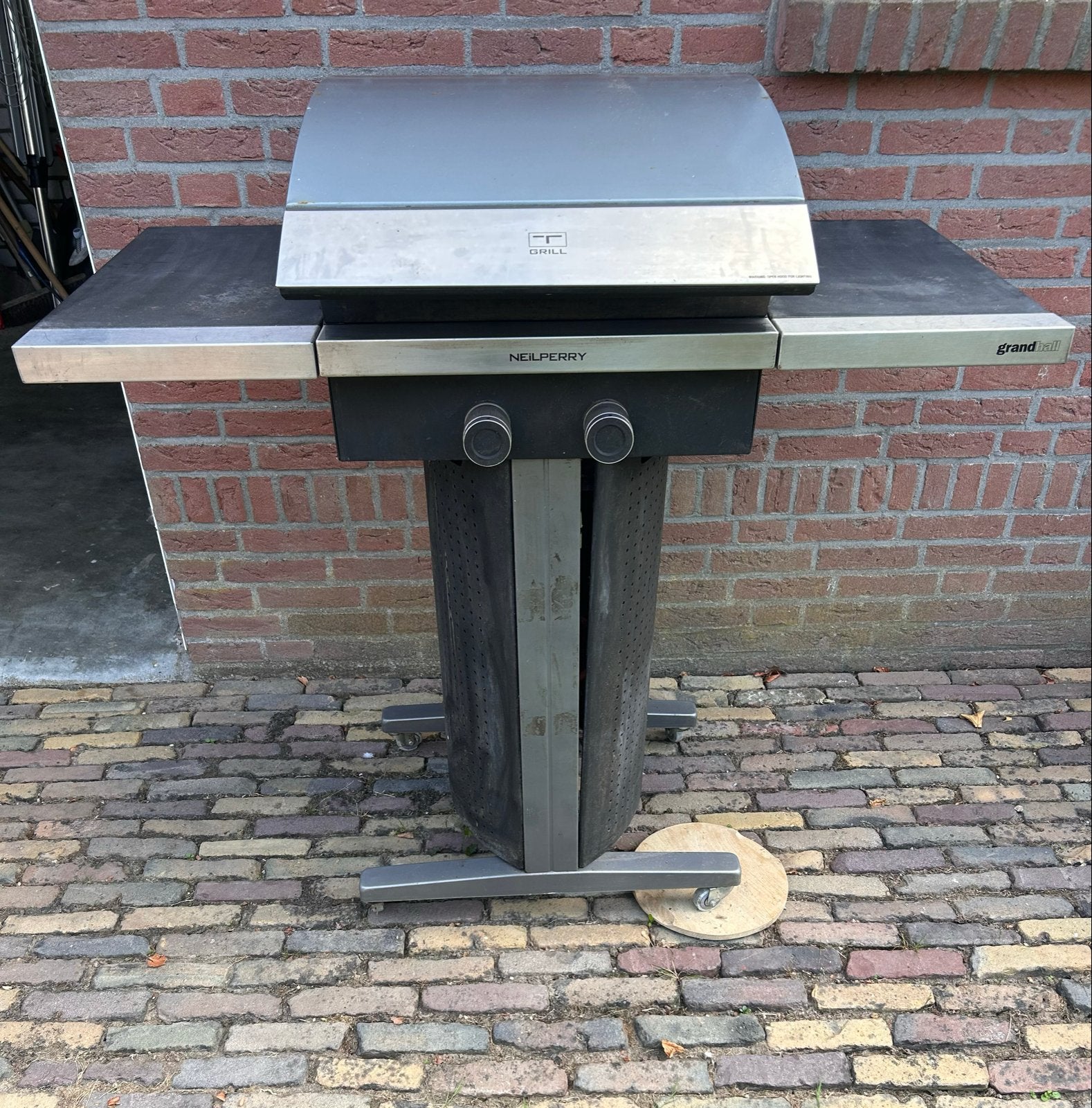 GRATIS Gasbarbecue Grandhall T-Grill Neilperry, Ophalen, Gebruikt