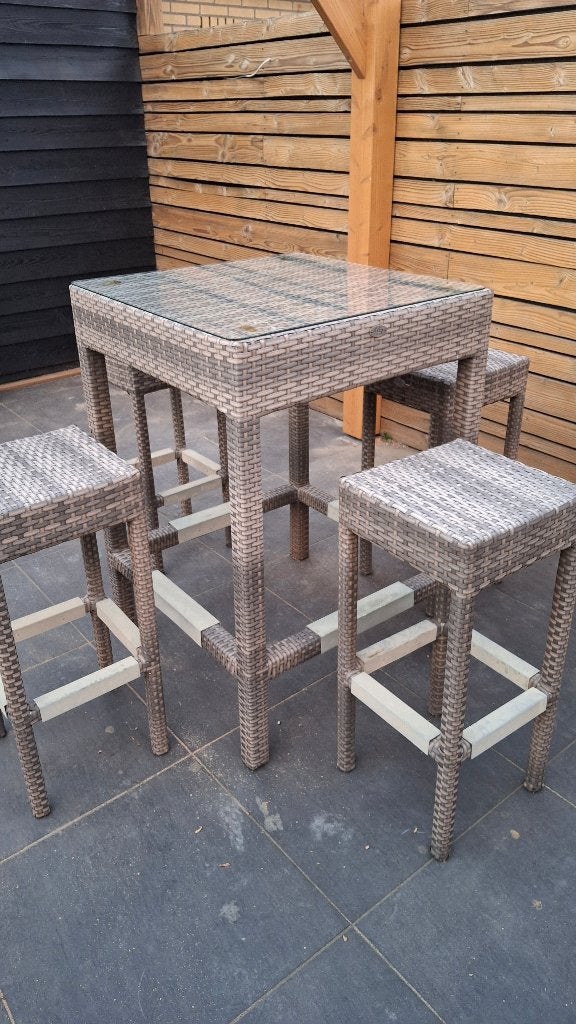 Barset + 4 barkrukken, Tuin en Terras, Tuinsets en Loungesets, Ophalen, 4 zitplaatsen, Kunststof, Zo goed als nieuw