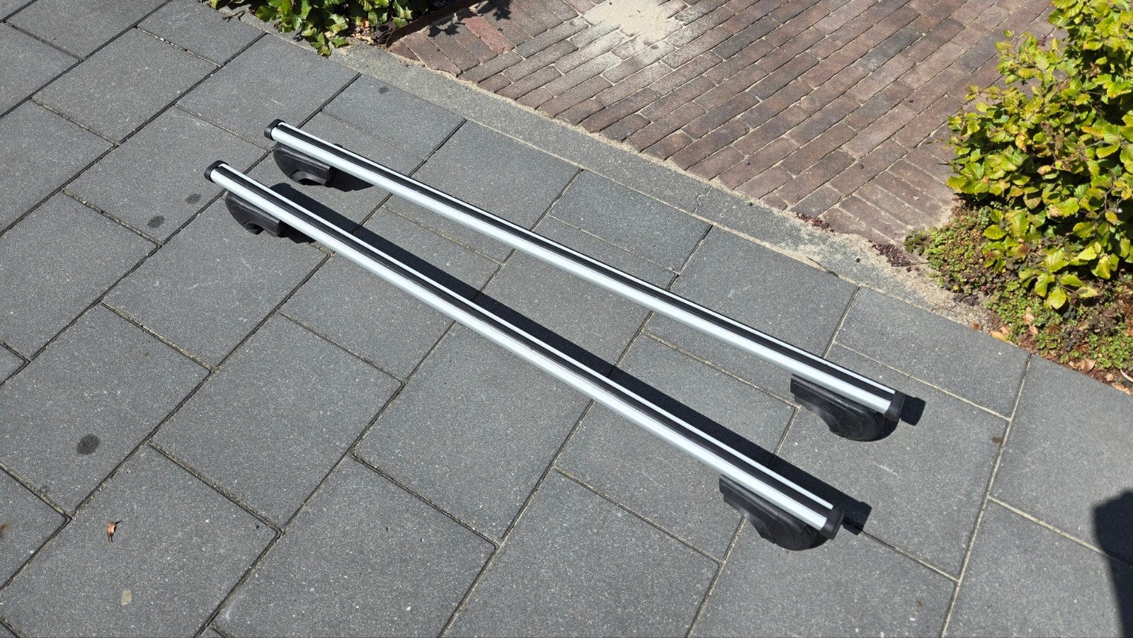 Twinnyload Universele Dakdragers voor Dakrails, Ophalen, Gebruikt