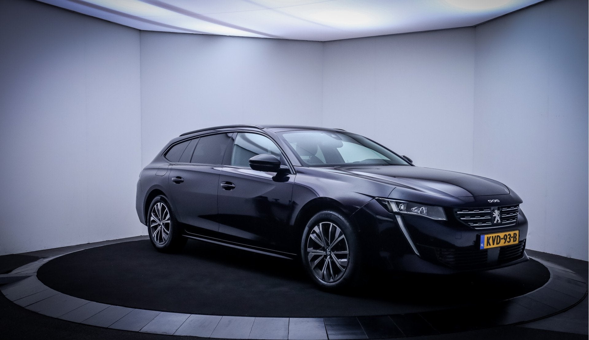 Peugeot 508 SW 1.2T Aut. ALLURE PACK LANE.ASS | ADAPTIEF CC, Gebruikt, Zwart, 1199 cc, Blauw