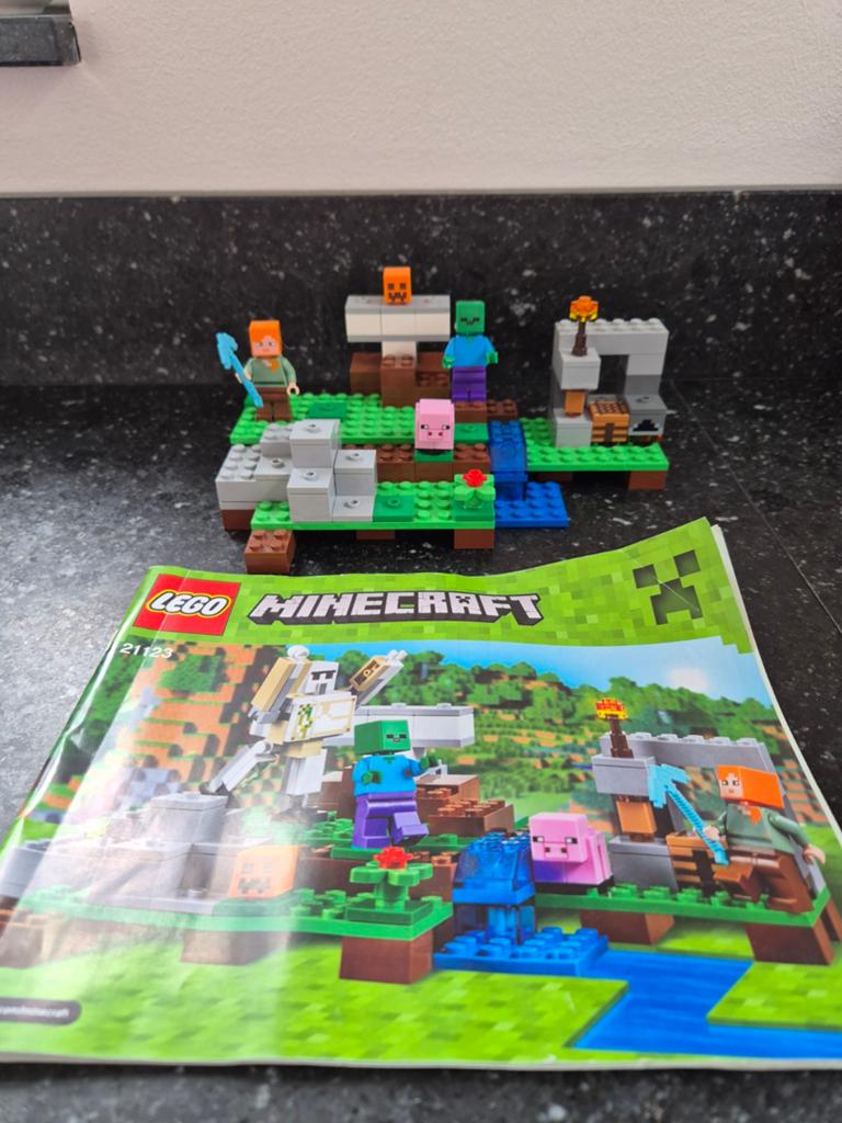 Lego Minecraft 21123 De IJzergolem, Minecraft, Lego, Ophalen of Verzenden, Complete set