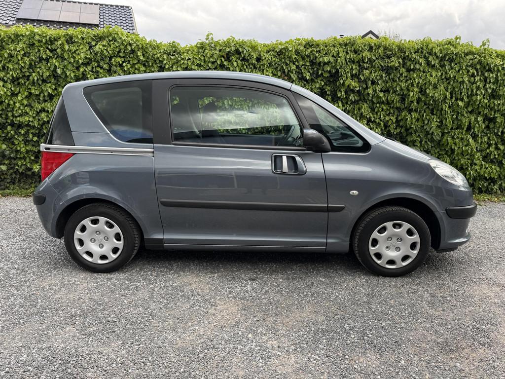 Peugeot 1007 1.4 Urban | Elekt. Ramen | Trekhaak | APK tot 0, Auto's, Voorwielaandrijving, Elektrische ramen, 4 cilinders, 4 stoelen