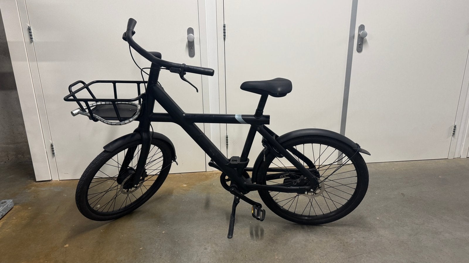 VanMoof X3 E-bike (defect) + mandje, Fietsen en Brommers, Ophalen, Gebruikt, 55 tot 59 cm, Vanmoof