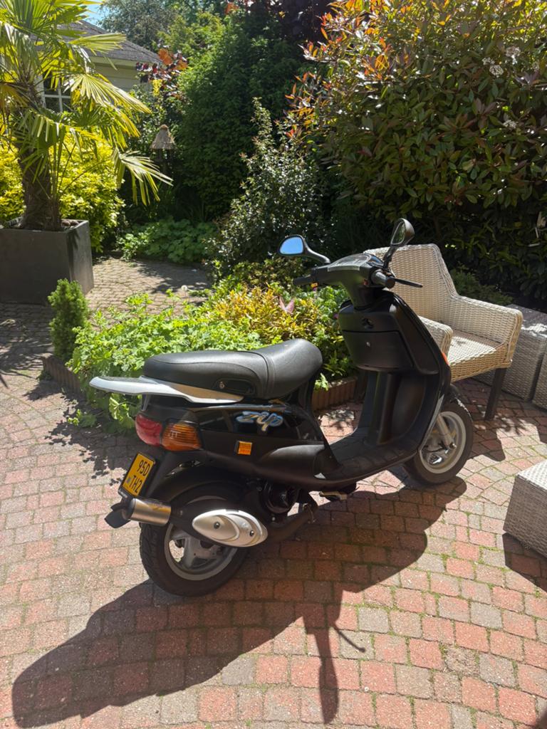 Piaggio Zip Type 2 50cc, Fietsen en Brommers, Scooters | Peugeot, Zo goed als nieuw, Overige modellen, Maximaal 45 km/u, Tweetakt