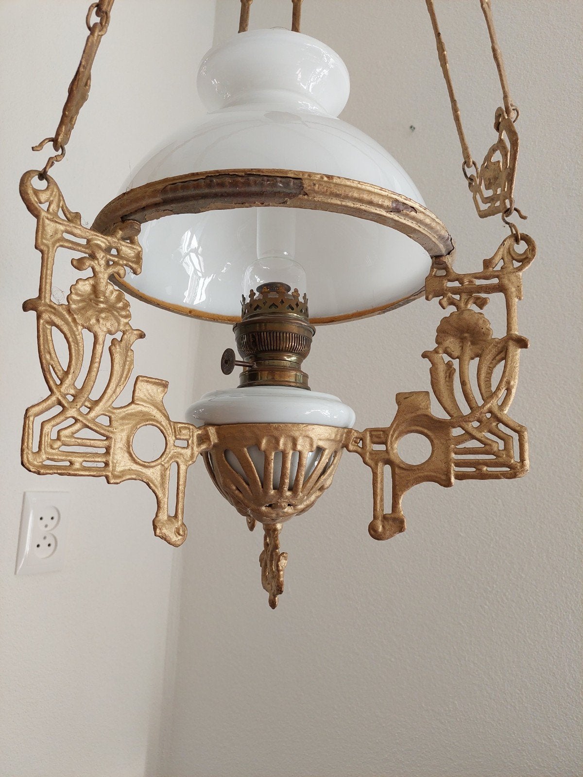 Petroleumlamp (ca. 60 jaar), Ophalen