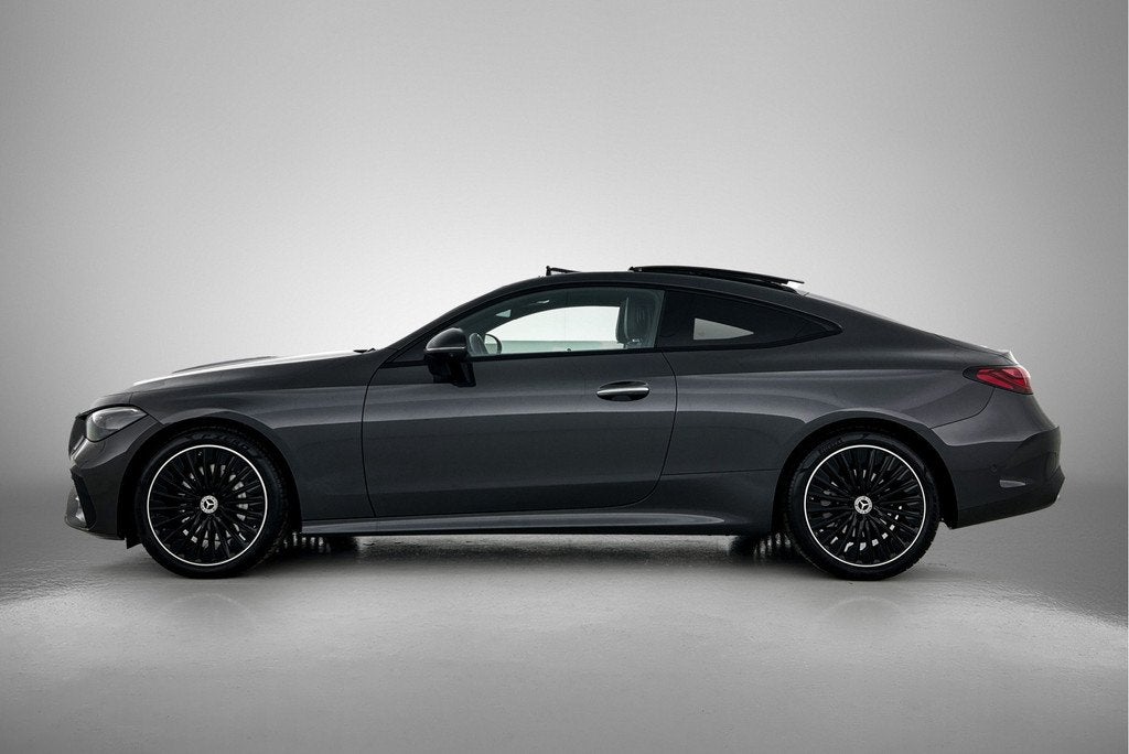 Mercedes-Benz CLE Coupé 200 AMG Nightpakket | Panoramadak |, Auto's, Mercedes-Benz, Automaat, 12 maanden, 4 cilinders, 4 stoelen