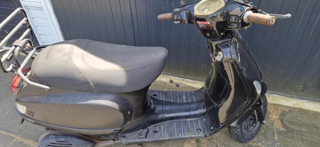 La Souris scooter, Ophalen, Gebruikt, Benzine
