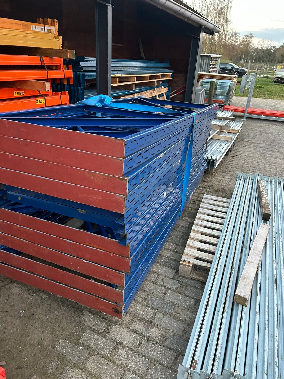 Goedkope stelling stellingen, Ophalen