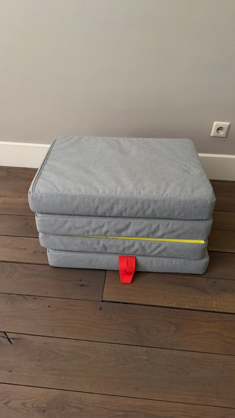 Släkt poef/matras in perfecte conditie, 125 cm of meer, Ophalen of Verzenden, Zo goed als nieuw, Rechthoekig
