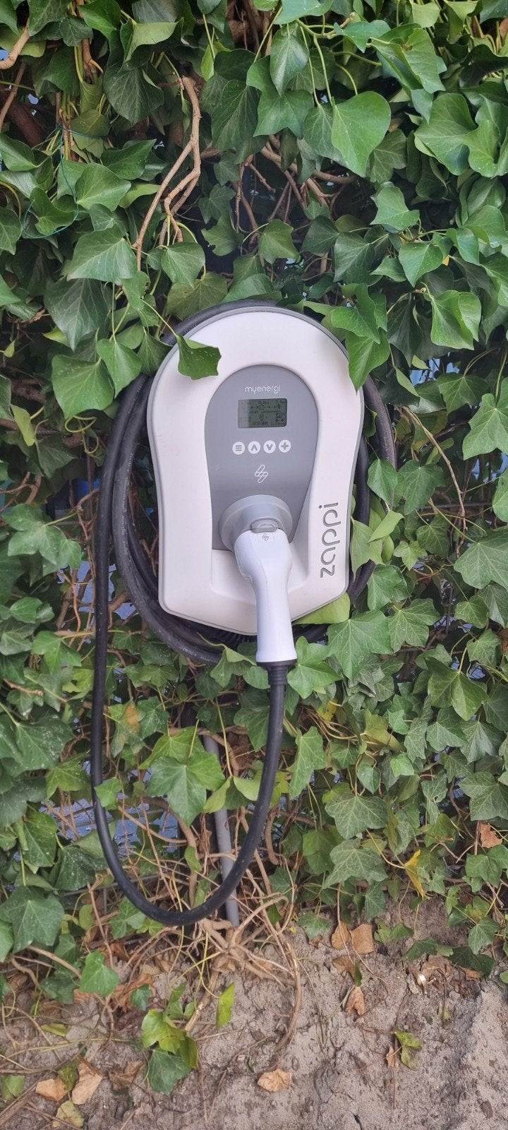 Myenergi Zappi V2 Laadpaal met Harvi Energi Sensor, Ophalen, Gebruikt, Laadpaal en Laadkabel