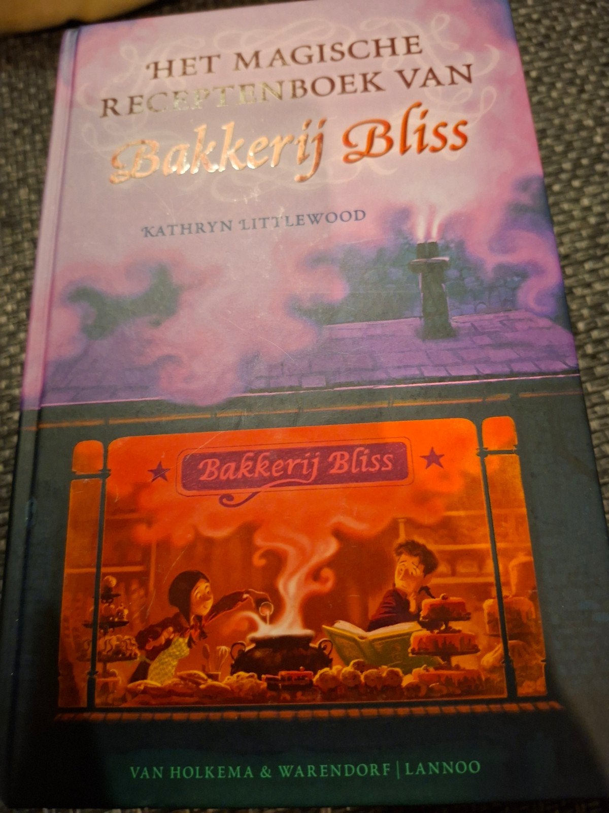 Het Magische Receptenboek van Bakkerij Bliss, Ophalen of Verzenden, Zo goed als nieuw, Kathryn Littlewood, Fictie algemeen