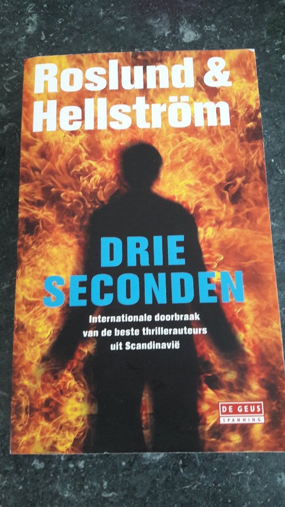 Roslund & Hellstrom - Drie seconden, Scandinavië, Ophalen of Verzenden, Zo goed als nieuw, Roslund & Hellström