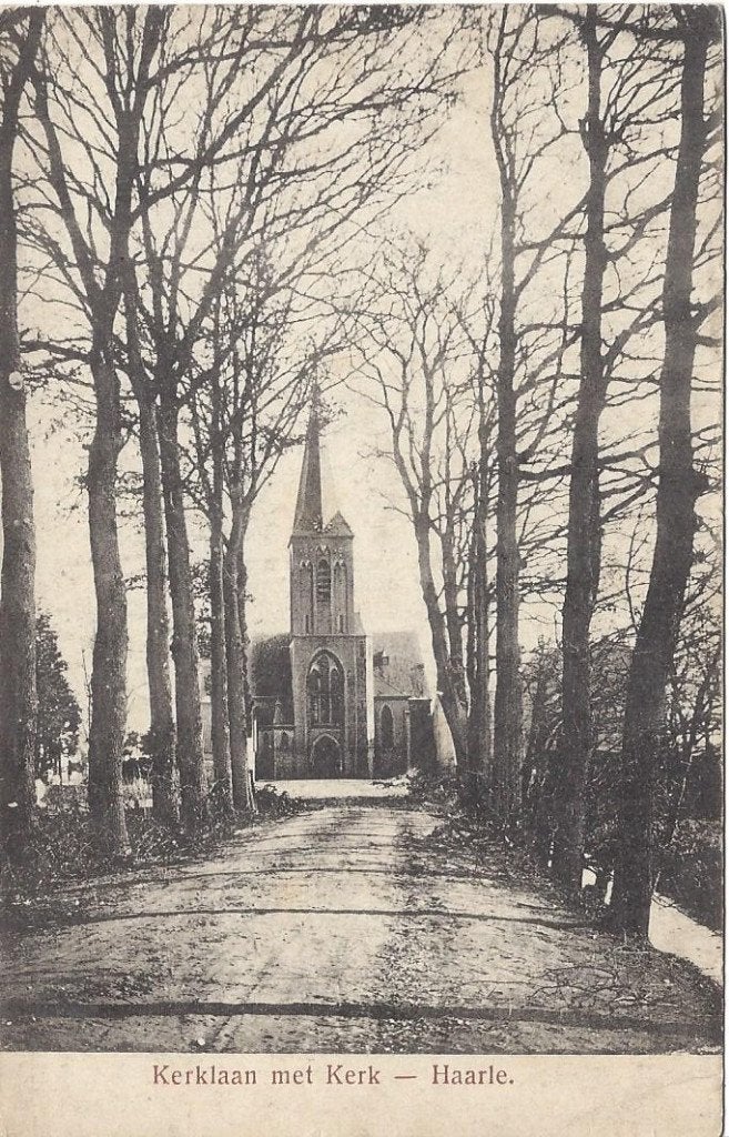 Haarle (Ov.) Kerklaan met Kerk, ca. 1920, Ophalen of Verzenden, Voor 1920, Ongelopen, Overijssel