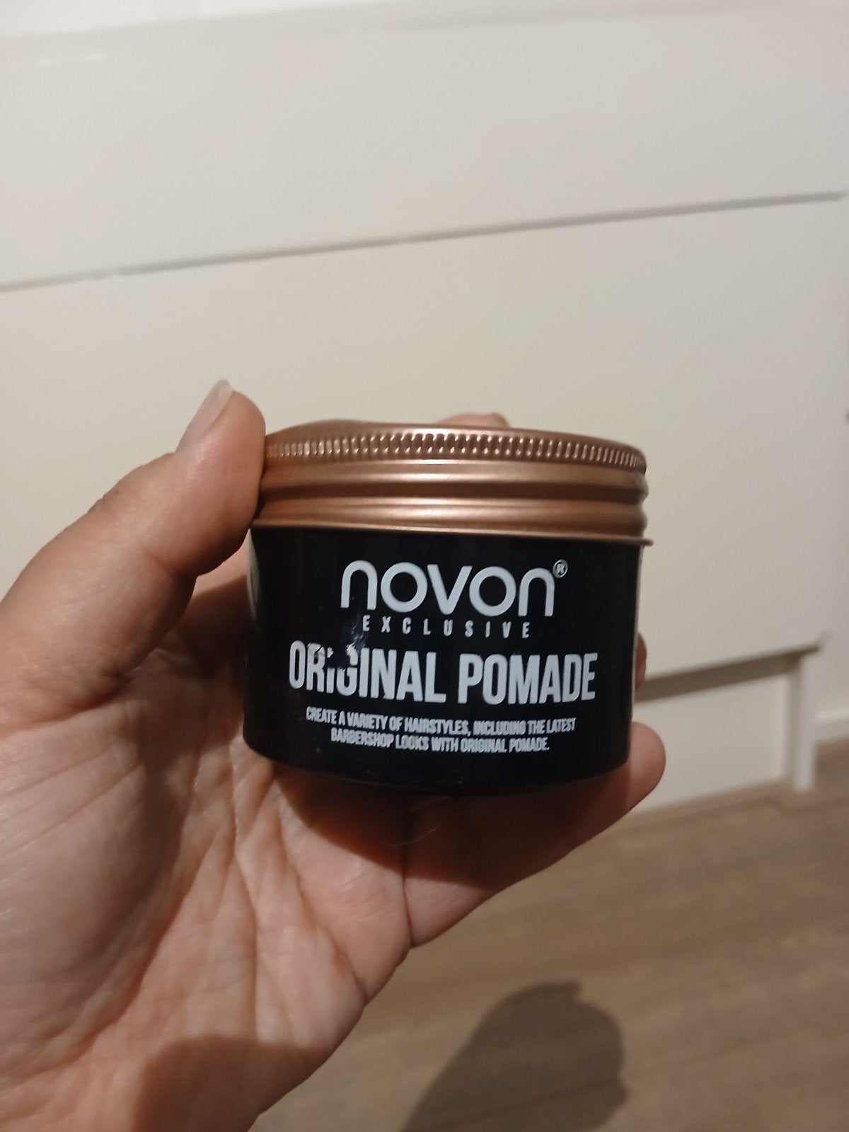 Novon Exclusive Original Pomade, Ophalen of Verzenden, Zo goed als nieuw, Gel, Wax, Haarlak of Mousse
