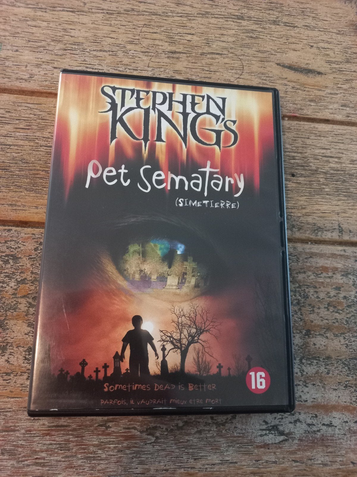 Pet sematery van stephan kings, Vanaf 12 jaar, Ophalen of Verzenden, Zo goed als nieuw, Overige genres