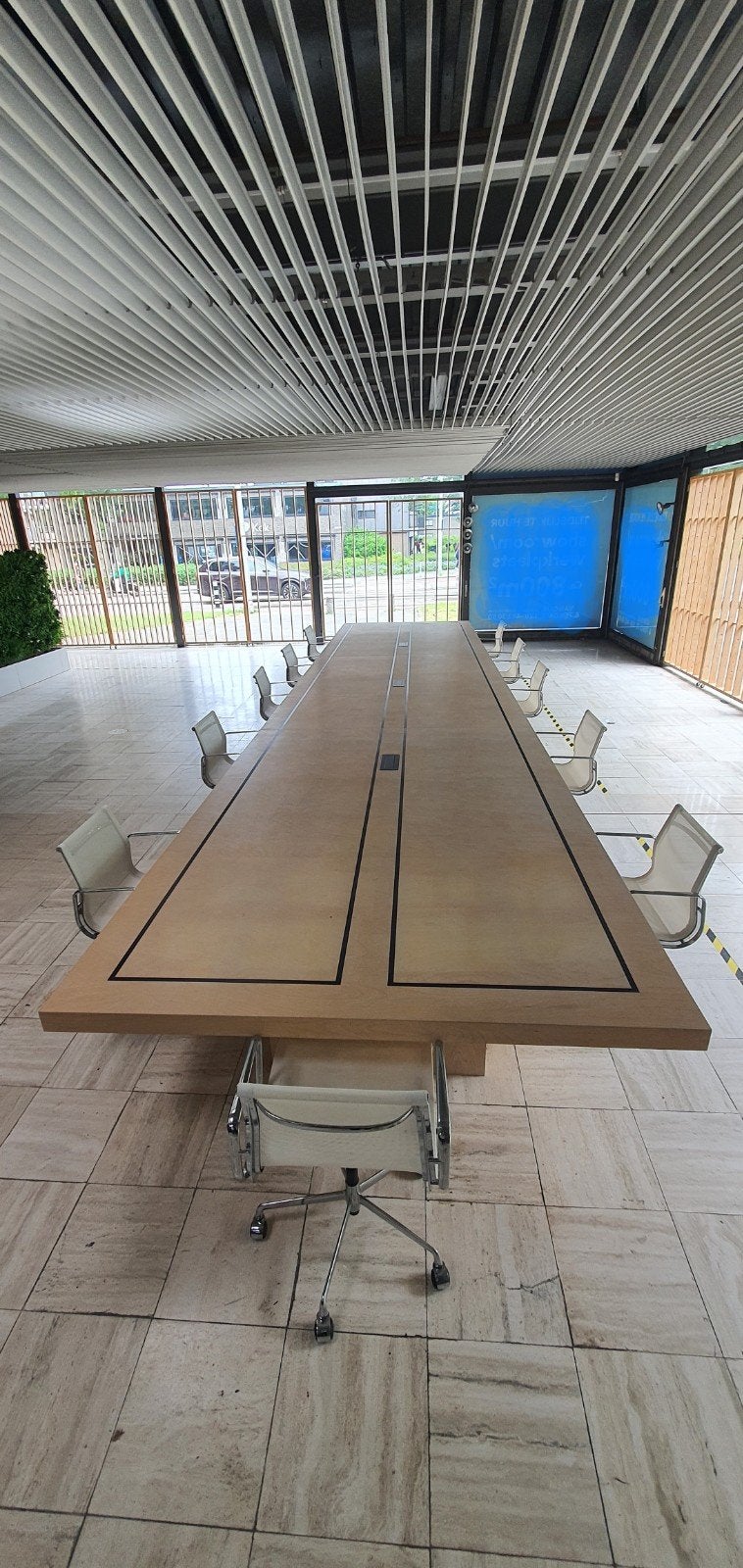 Exclusive 9m x 2m Conference Table, Huis en Inrichting, Tafels | Eettafels, Ophalen, Gebruikt, 200 cm of meer, 200 cm of meer