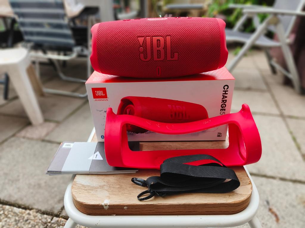 JBL CHARGE 5, JBL, Overige typen, Ophalen of Verzenden, Zo goed als nieuw
