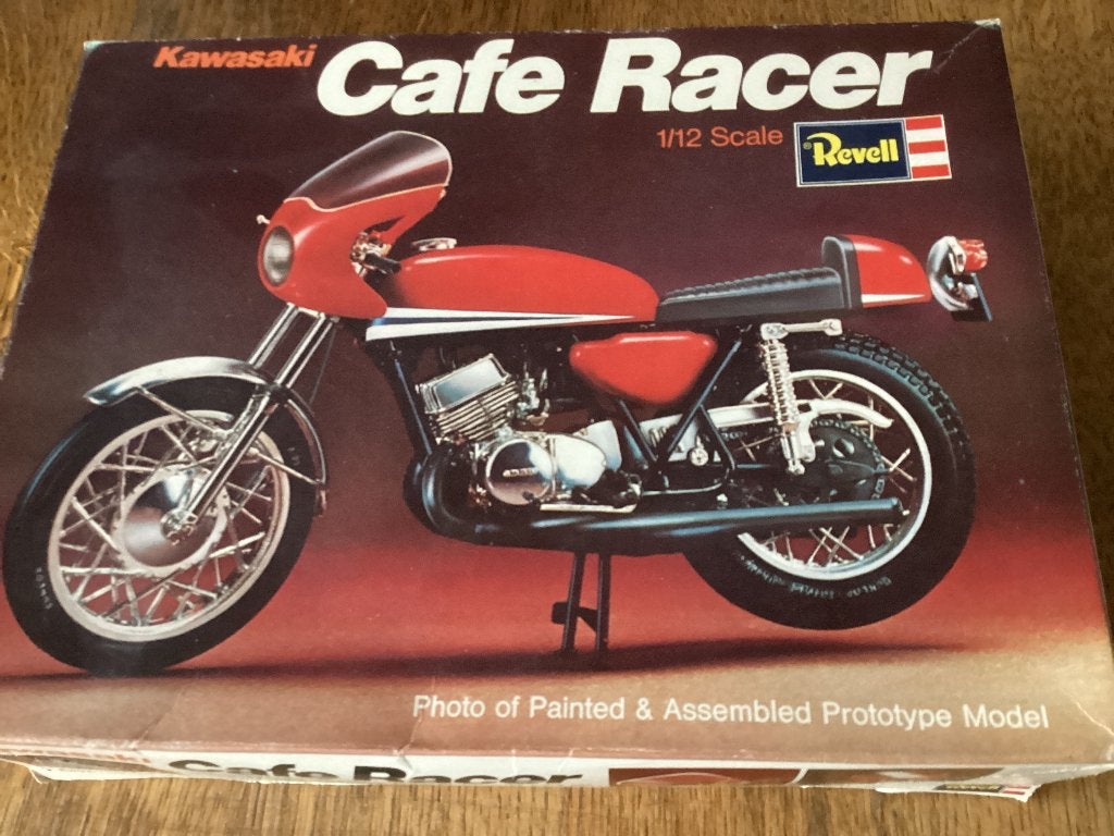 Revell Kawasaki Cafe Racer H-1516 modelbouwkit, nieuw, Revell, Nieuw, Ophalen of Verzenden, Groter dan 1:32