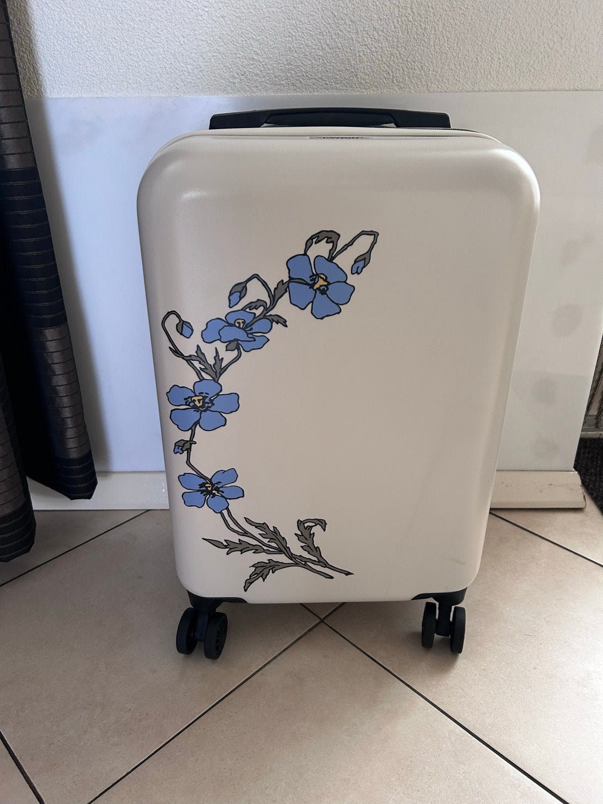 Witte koffer met blauwe bloemen - VriendenLoterij, Sieraden, Tassen en Uiterlijk, Ophalen, 50 tot 60 cm, Hard kunststof, Nieuw